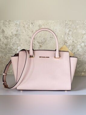 Michael Kors Pink ballet blossom leather 2-way Selma bag with Gold Hardware